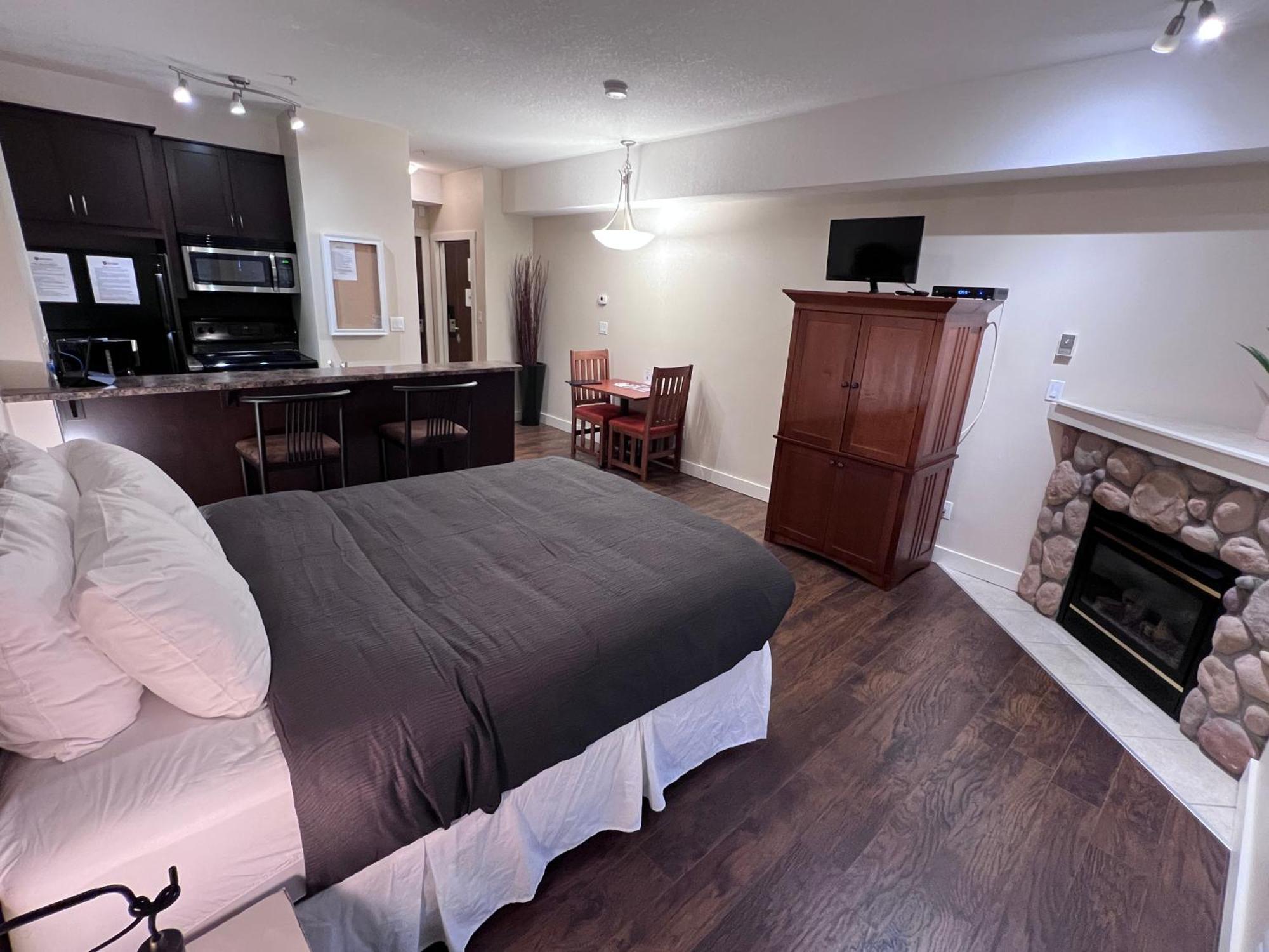Silver Rock Condominiums By Fernie Central Reservations 외부 사진
