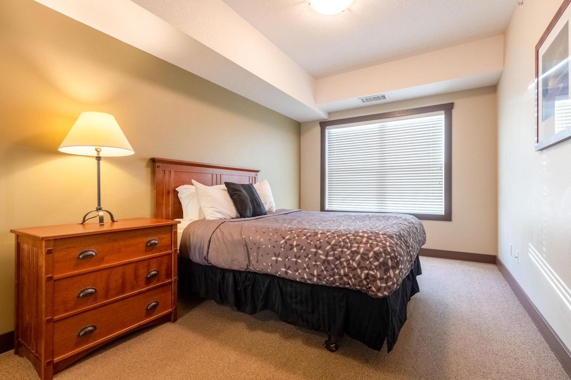 Silver Rock Condominiums By Fernie Central Reservations 외부 사진