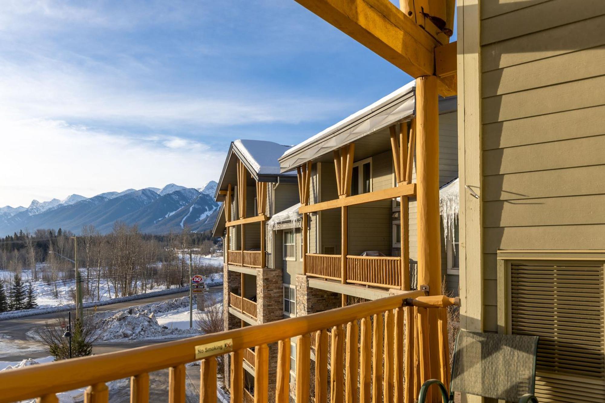 Silver Rock Condominiums By Fernie Central Reservations 외부 사진