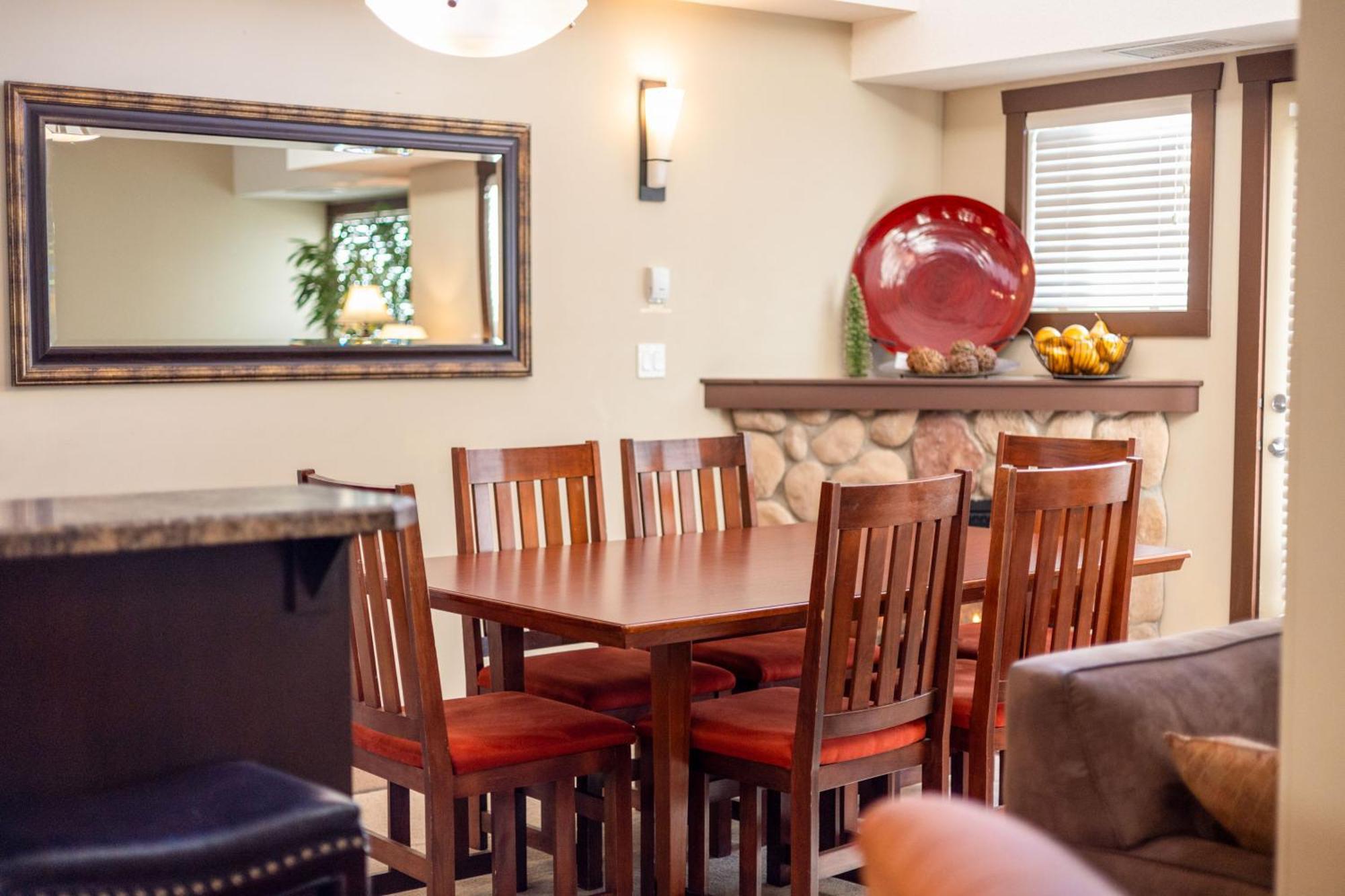 Silver Rock Condominiums By Fernie Central Reservations 외부 사진