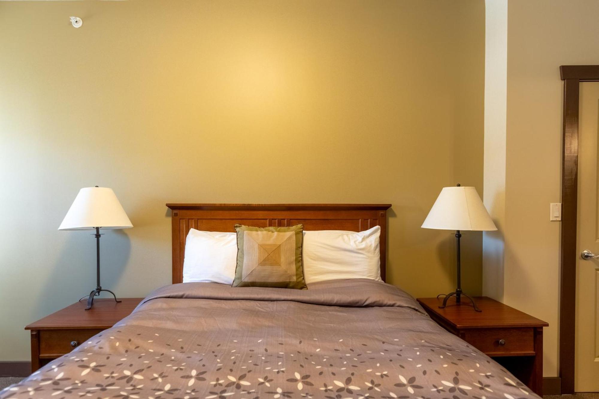 Silver Rock Condominiums By Fernie Central Reservations 외부 사진